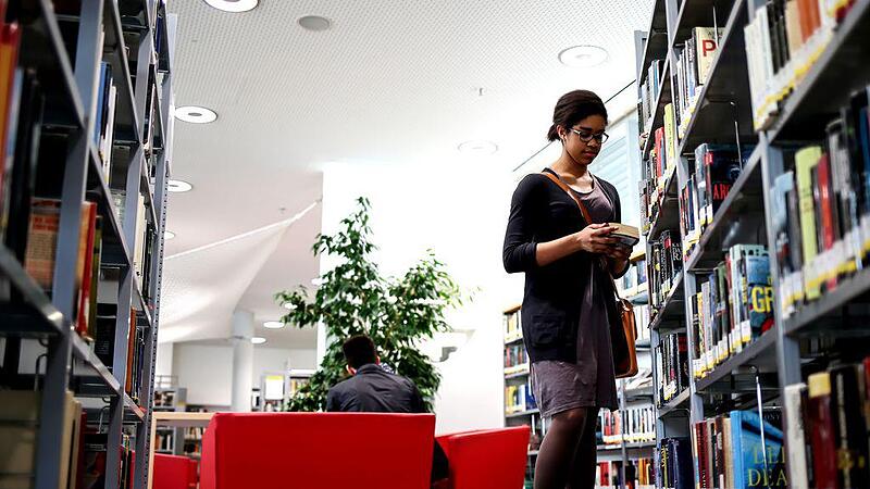Weniger Bibliotheken, teureres Parken, höhere Strafen: Linz fixiert Sparpaket
