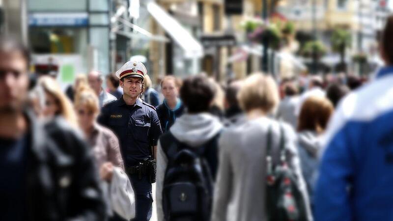 Polizei Linz Einsatz Blaulicht