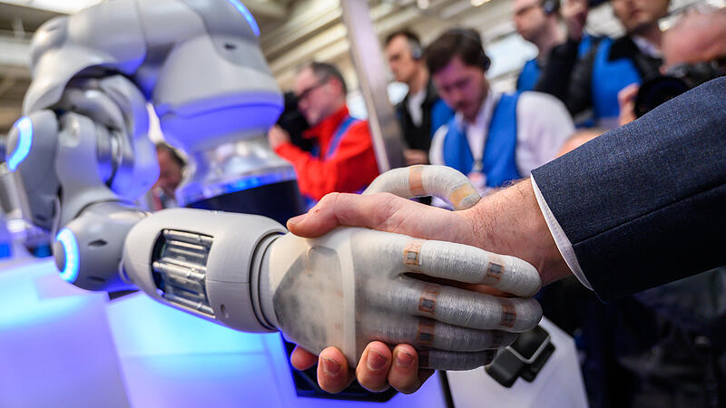 Digitalisierung Ersetzt der Roboter bald den Steuerberater?