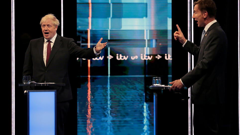 TV-Duell um Tory-Führung: Johnson bleibt trotz schwachen Auftritts Favorit