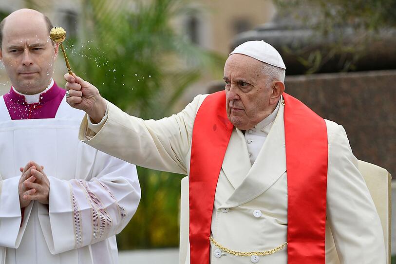 Nach Spitalsaufenthalt: Papst feiert Palmsonntagsmesse