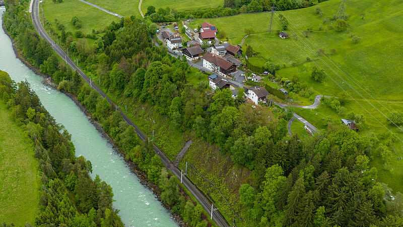 Mure: Cut off houses in the Zillertal