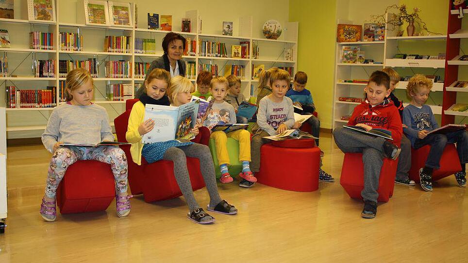 Bibliothek Burgkirchen:Wohlfühl-Oase mit jeder Menge Lesestoff für Kinder