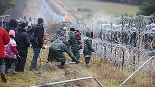 Lukaschenko droht der EU und lässt die Situation an Polens Grenze eskalieren