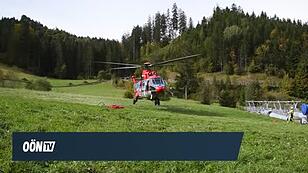 Hubschrauber bei Gondelbau im Einsatz