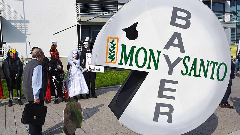 Bayer: Monsanto-Übernahme nun fix