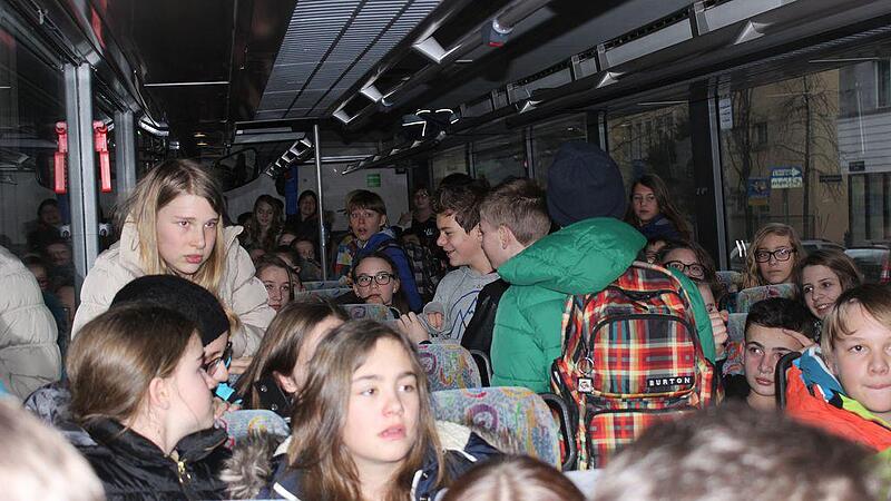 Streit ums Geld: Länder sollen mehr Sitzplätze in Schulbussen bezahlen