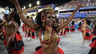 Karneval: Rio de Janeiro tanzt wieder