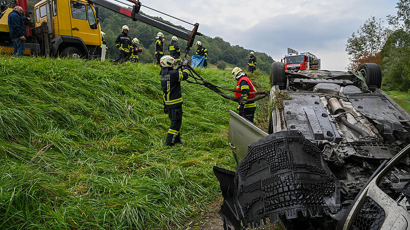 Zwei Schwerverletzte bei Verkehrsunfall in Steyregg
