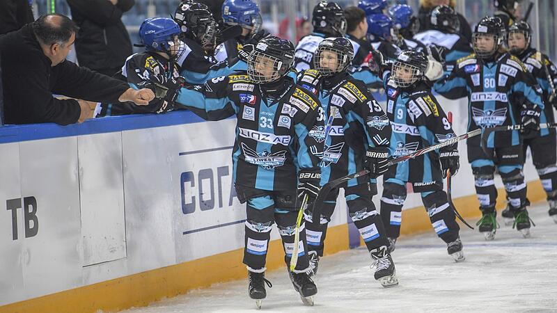 Die Black-Wings-Junioren beim Gazprom Neft Cup