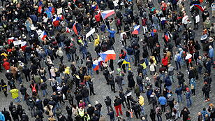 Ausschreitungen bei Corona-Protesten in Tschechien
