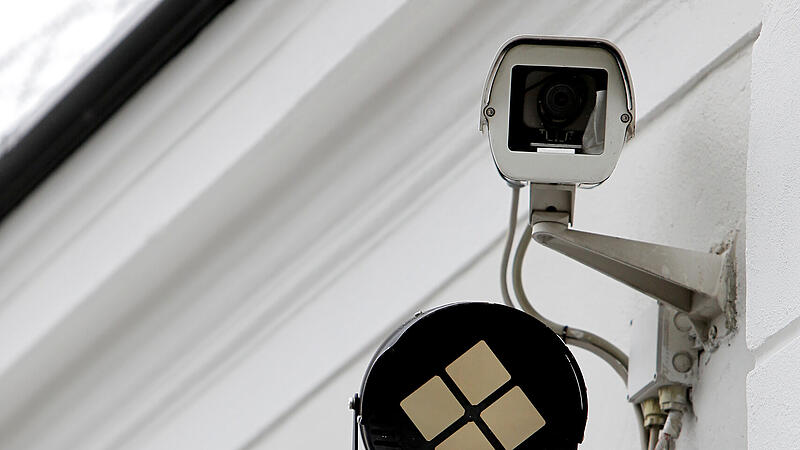 Webcam-Täter soll sich auch an Kindern vergriffen haben