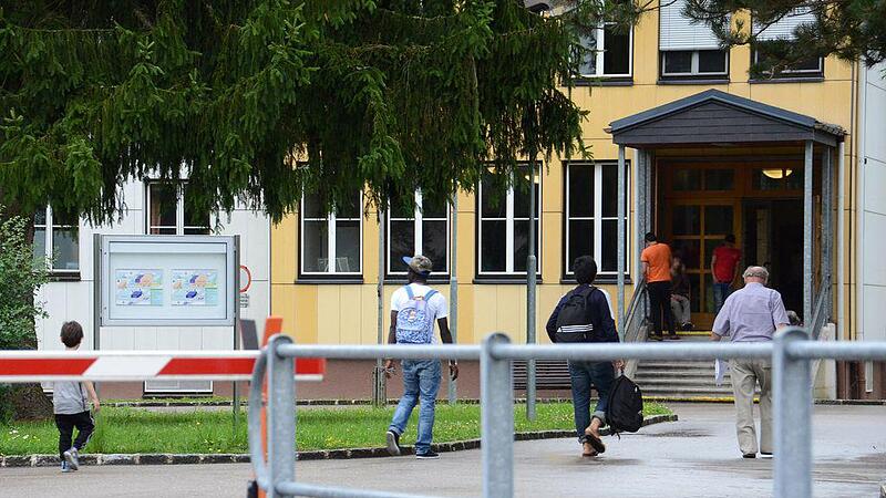 Asylreform: Pühringer plädiert für ein drittes Erstaufnahmezentrum