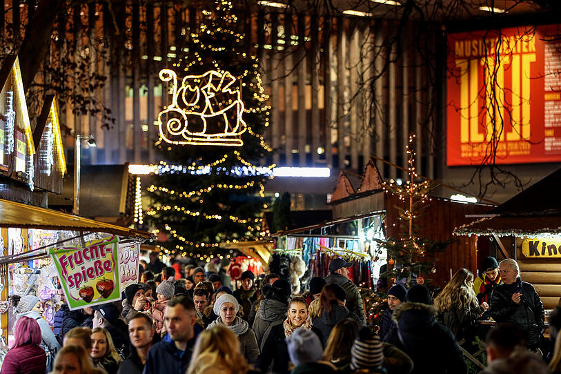 Der Weihnachtsmarkt im Volksgarten