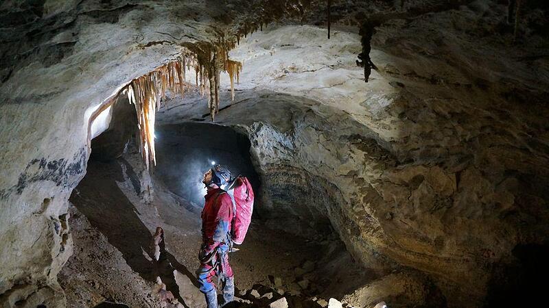 Höhlenforscher drangen elf Kilometer weit ins Innere der Hohen Schrott vor