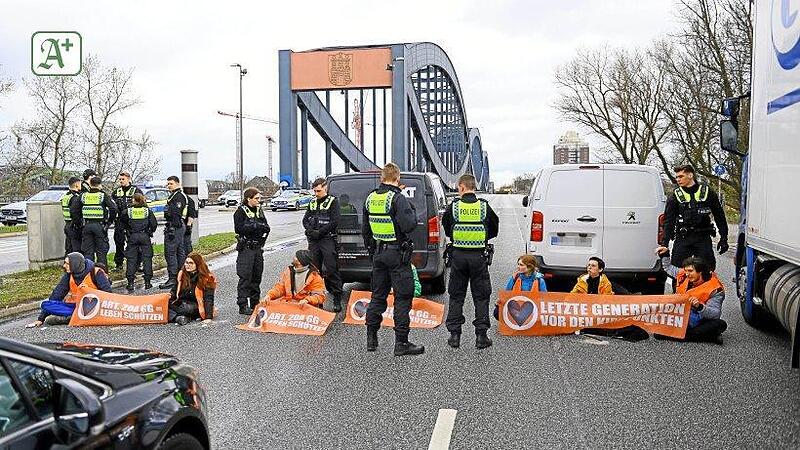Ten days in custody for climate activists after blockades in Hamburg