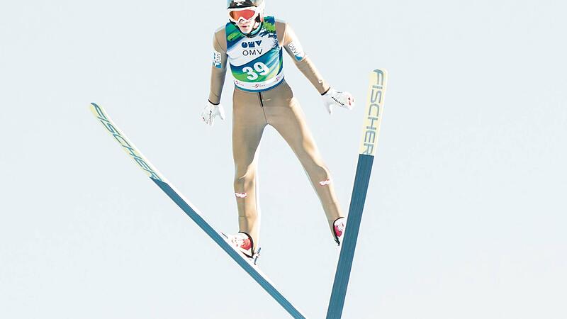 1. Klasse Mitte-west Ex-Skispringer macht im Unterhaus Meter