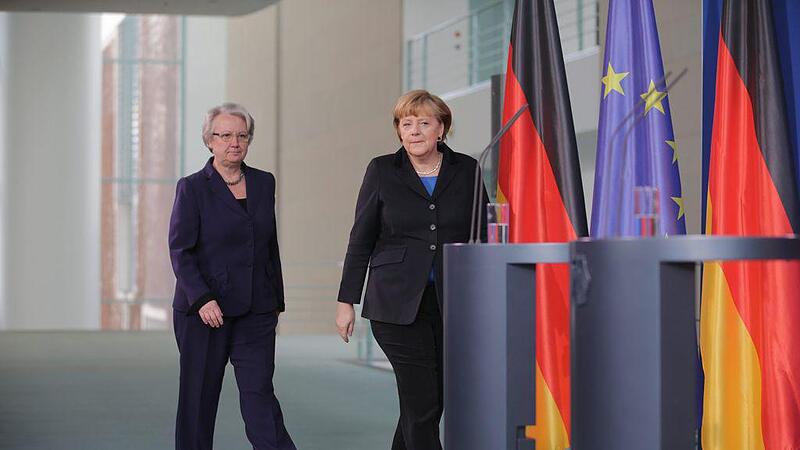 Plagiatsaffäre um Schavan: Merkel zieht die Reißleine