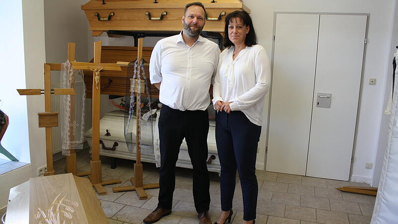 Das todsichere Geschäft: In Braunau hat ein dritter Bestatter eröffnet