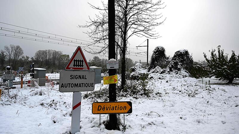 Schneechaos in Frankreich fordert erstes Todesopfer