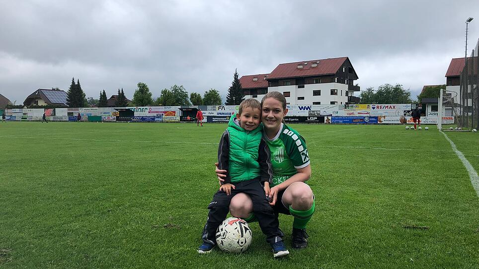 Muttertag auf dem Fußballplatz: "Ich bin stolz auf meine Mama"