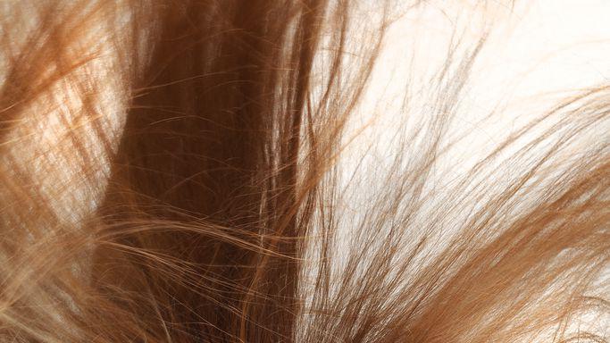 Jugendliche Schönheit länger erhalten Anti-Aging-Tipps für die Haare