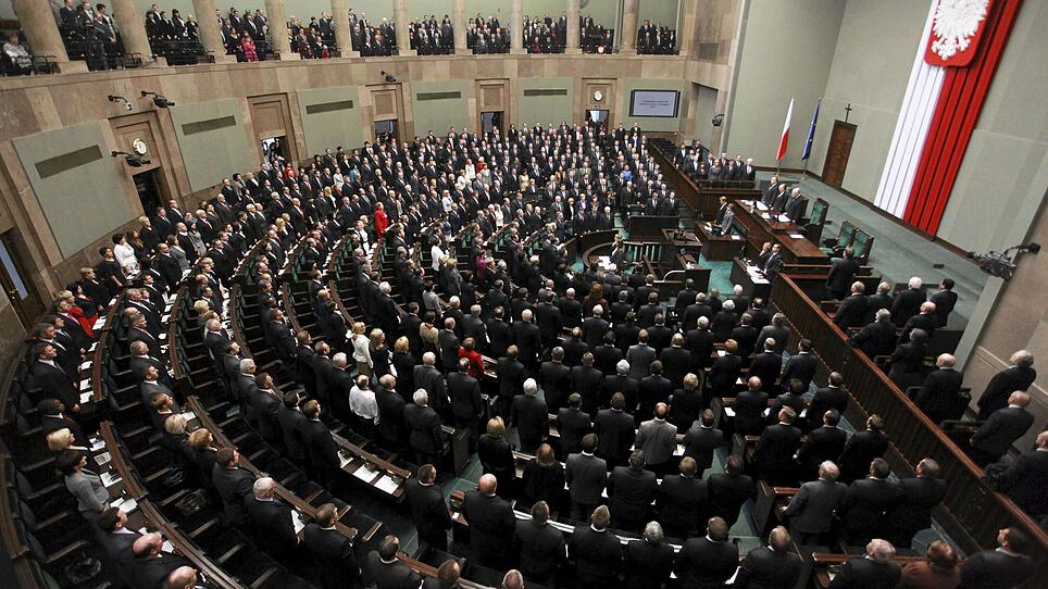 A general view of the chamber of Parliament during the first session of the Polish Parliament in Warsaw