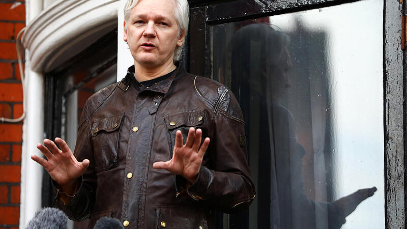 Ecuador spionierte Assange im Exil aus