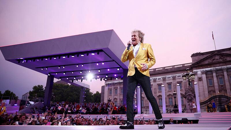 Megaspektakel vor Buckingham-Palast: Musikstars danken der Queen