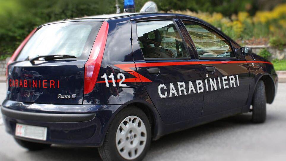 carabinieri italienische polizei