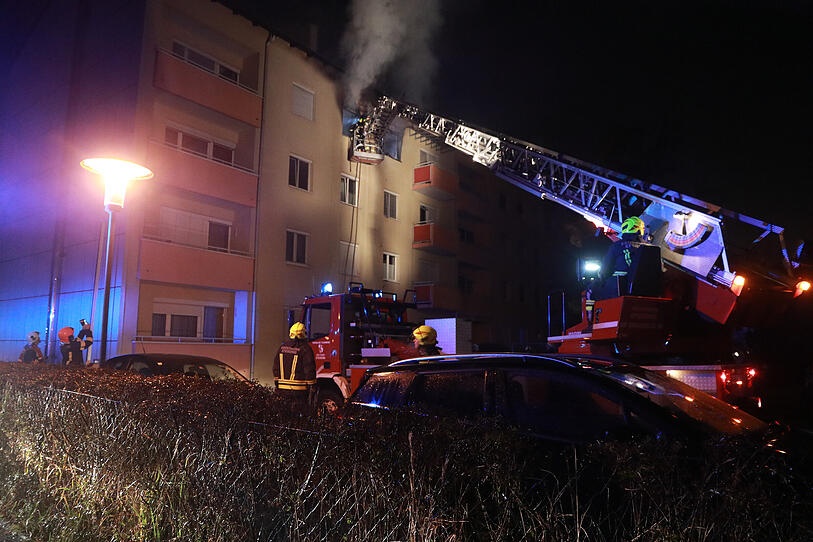 Ein Schwerverletzter nach Wohnungsbrand in Eferding