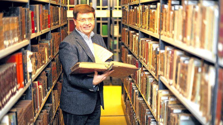 Schimmelpilze bedrohten kostbare Bücher in Universitäts-Bibliothek