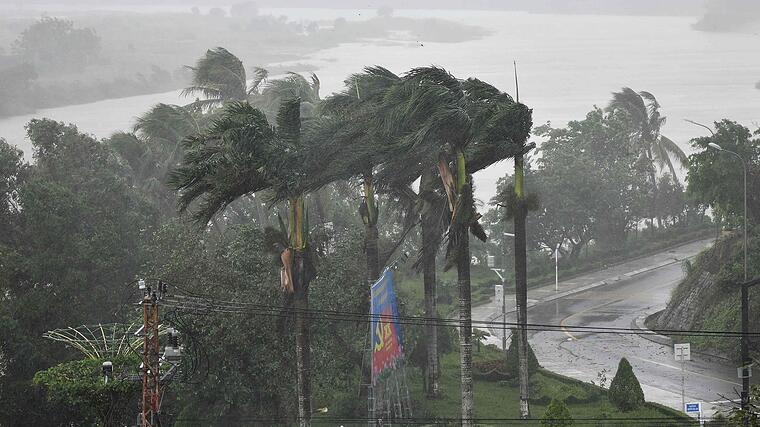 Taifun "Molave" weht über Vietnam