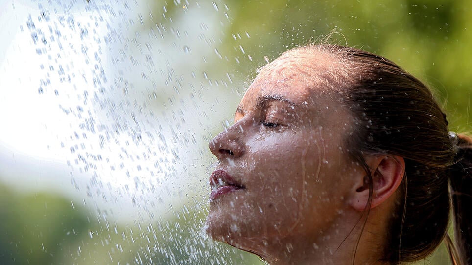 Tipps für Hitzegeplagte Wasser, Luft und Faulsein