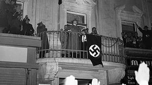 12. März 1938, Linz, Rathausbalkon