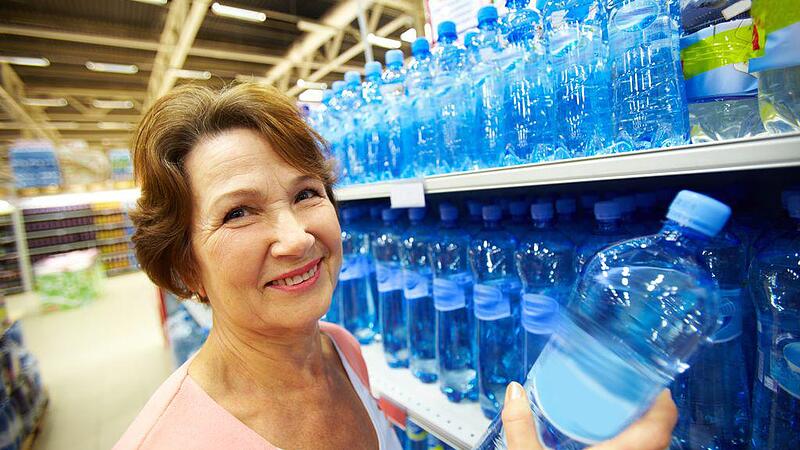 Einkaufs-Test: Mehrwegflaschen werden seltener
