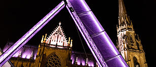 Adventmarkt am Dom: Leuchtender Empfang für die Besucher