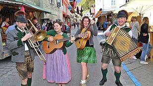 Tracht, Musik &amp; Schmankerl am Wolfgangsee