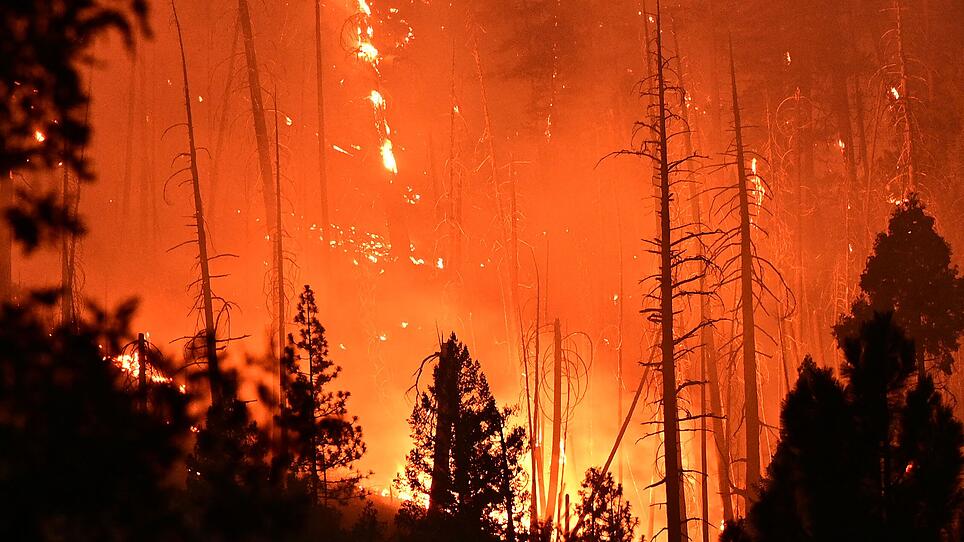 TOPSHOT-US-CALIFORNIA-CLIMATE-FIRE