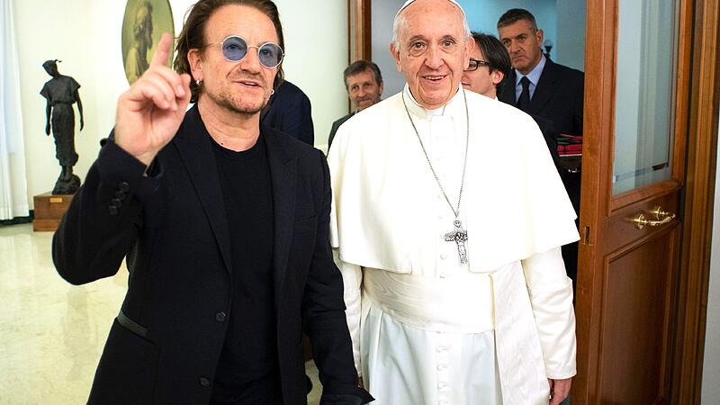 U2-Sänger Bono traf Papst Franziskus