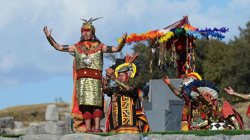 PERU-TRADITION-INCA-FESTIVAL-INTI RAYMI