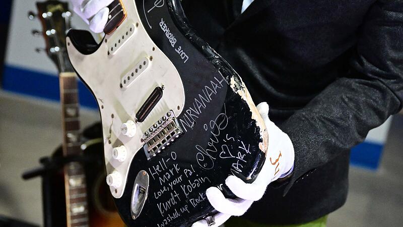 Smashed Kurt Cobain guitar fetches nearly $600,000 at auction