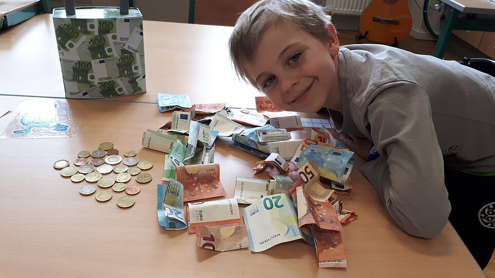 Siebenjähriger sammelte Spenden für seine Patin