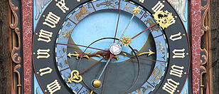Wie in Prag und Straßburg: Wolfgang Auer baute astronomische Uhr