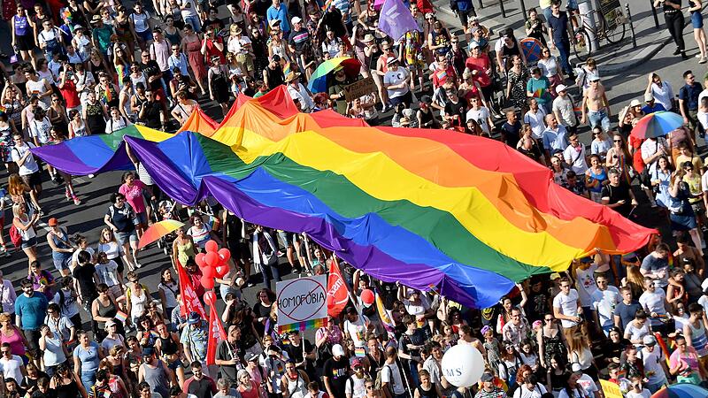 FILES-HUNGARY-RIGHTS-LGBTQ