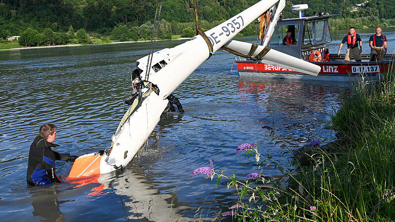 Segelflieger stürzte in Donau: Pilot wiederbelebt
