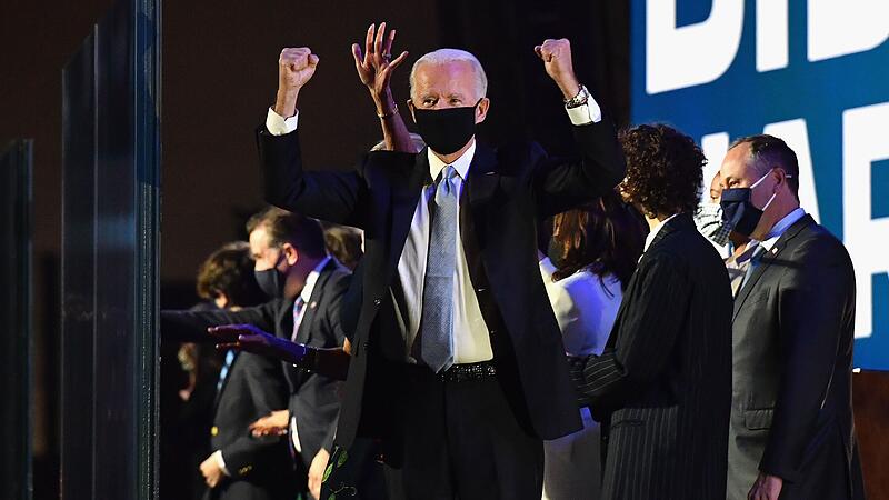 Joe Biden und Kamala Harris feiern ihren Sieg