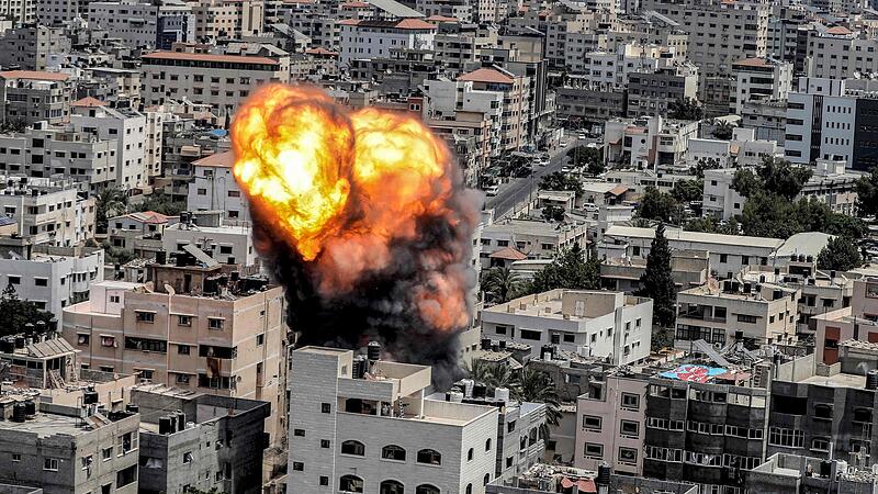 TOPSHOT-PALESTINIAN-GAZA-ISRAEL-CONFLICT