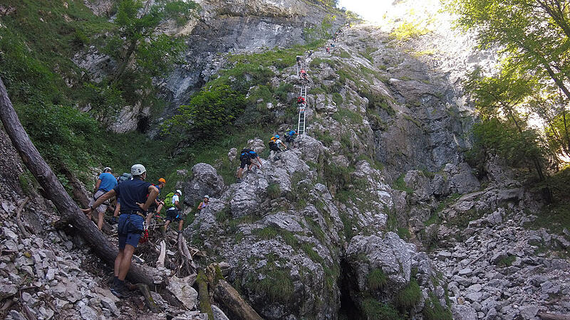 "Der Weg zerfällt, die Gefahr ist zu groß": Drachenwand für Bergsteiger gesperrt