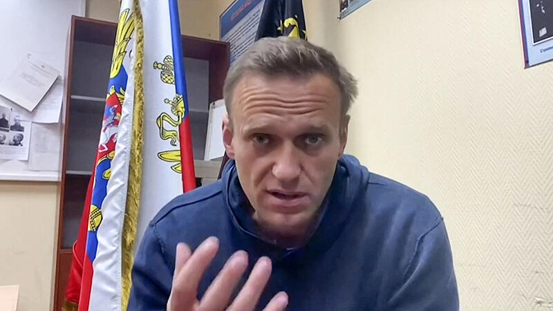 Nawalnys Pulsschlag wird in Russland zum Politikum